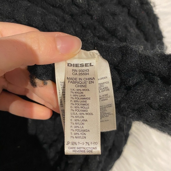 DIESEL knit scarf wool never worn - Picture 2 of 3
